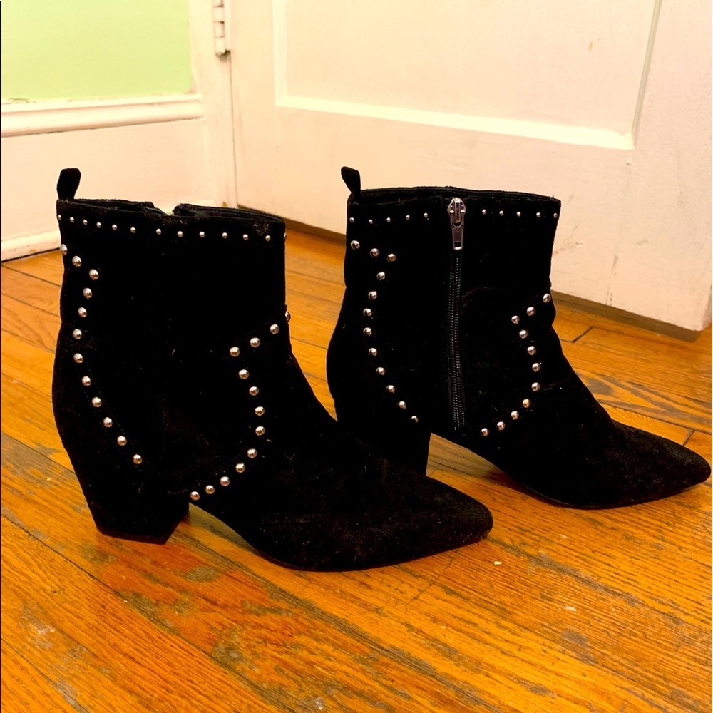 Women’s booties.